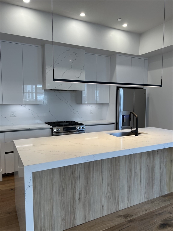 31 Savin Hill Ave, Dorchester