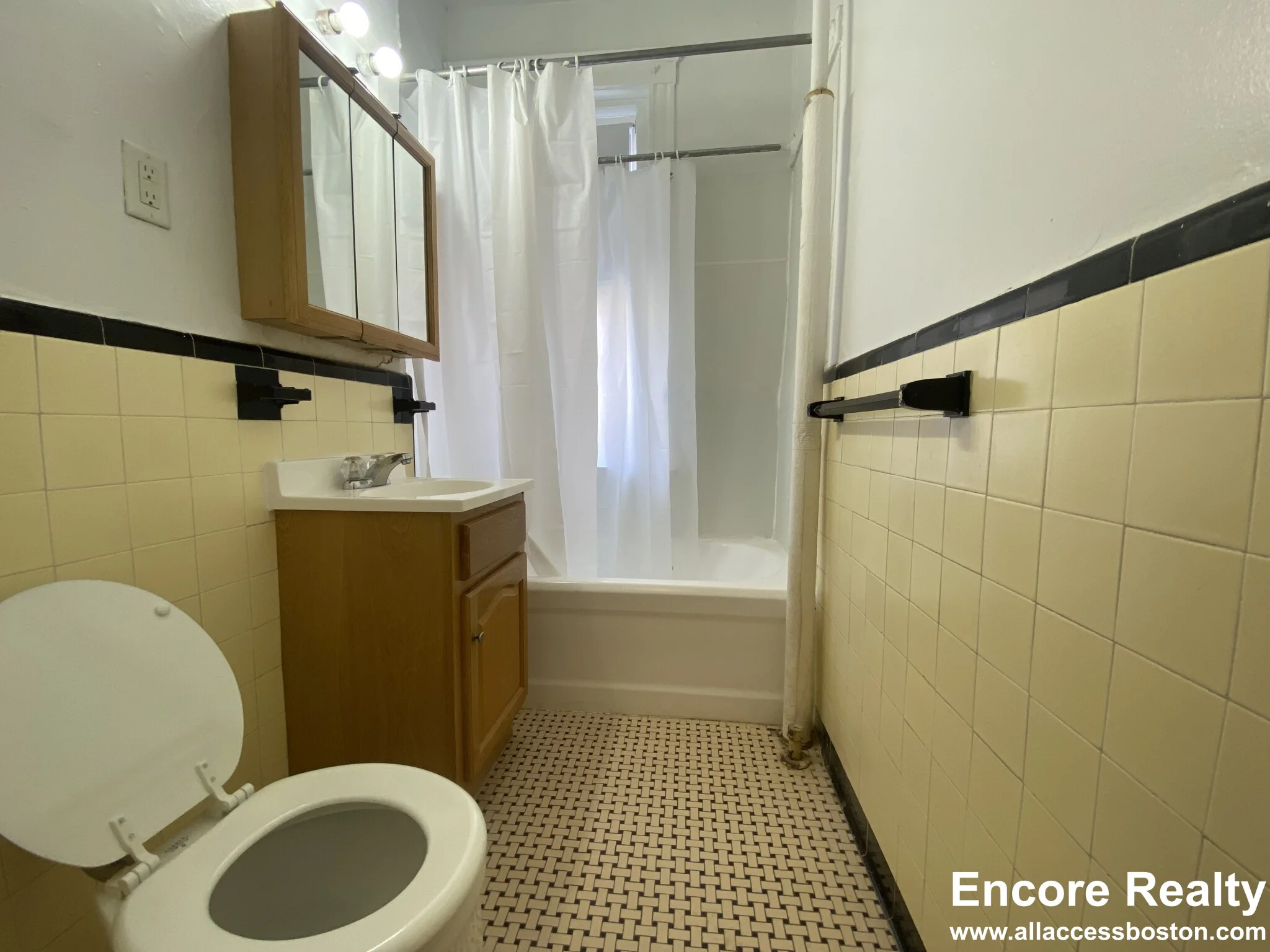 66 Chiswick Rd, Brighton