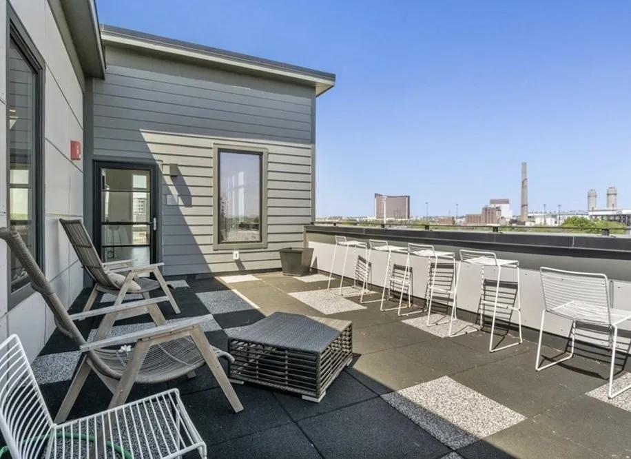 610 Rutherford Ave, Charlestown