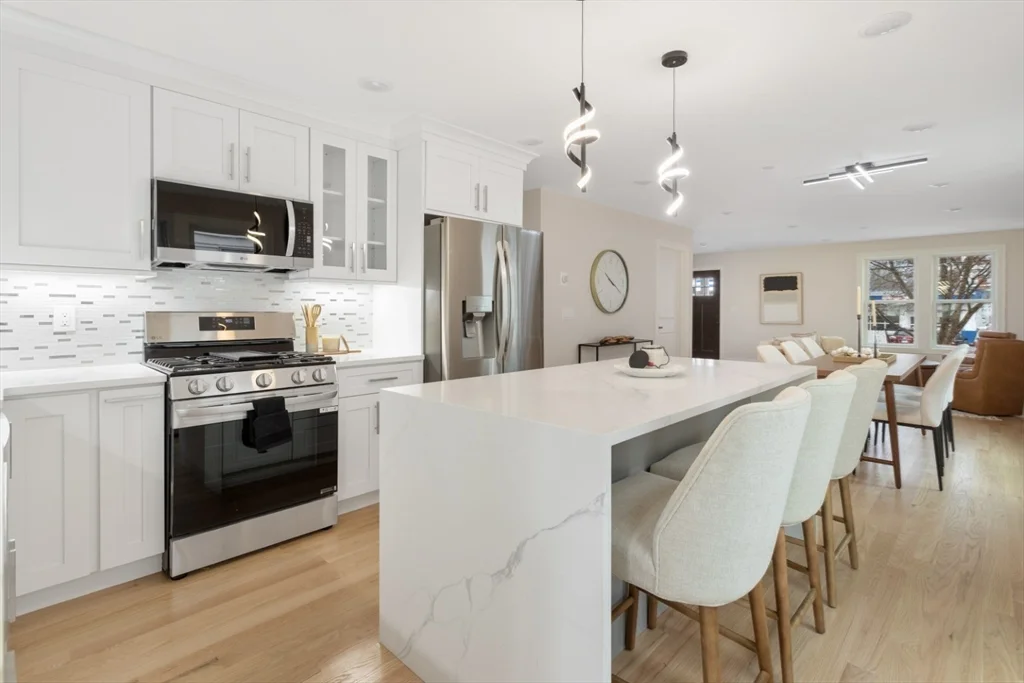 157 Boston Ave, West Somerville
