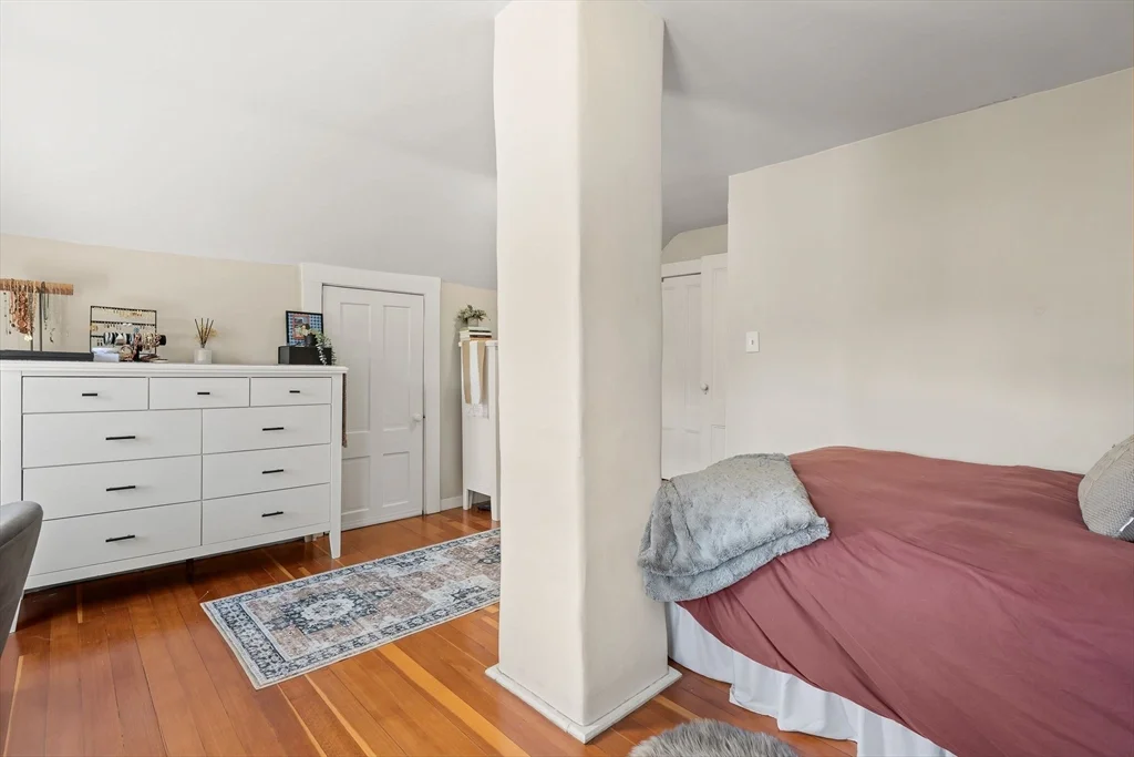 589 Willard St, Quincy