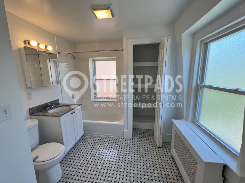 59 Langdon St, Neighborhood Nine