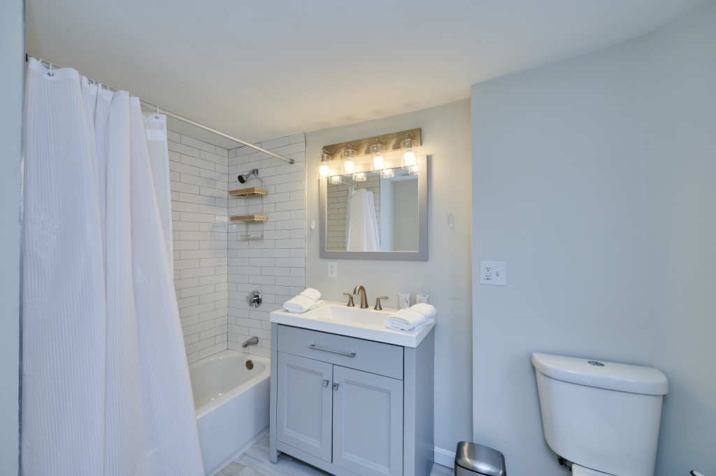 243 E St, South Boston