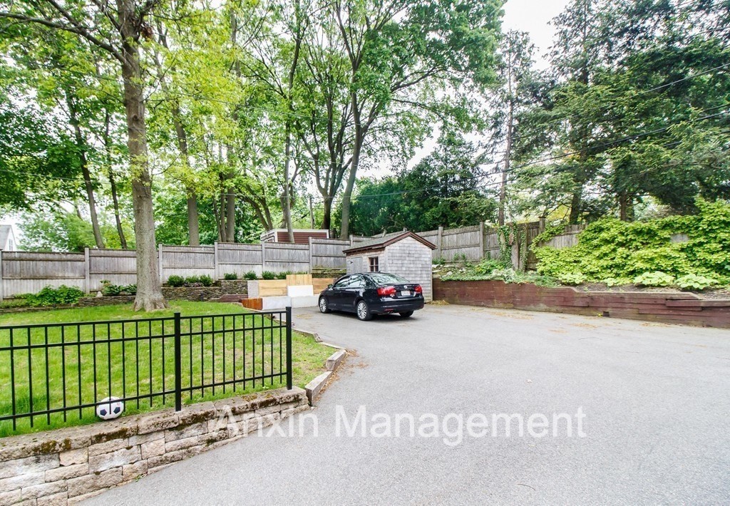 33 Mapleton St, Brighton