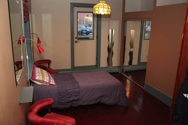 53 Lawn St, Mission Hill