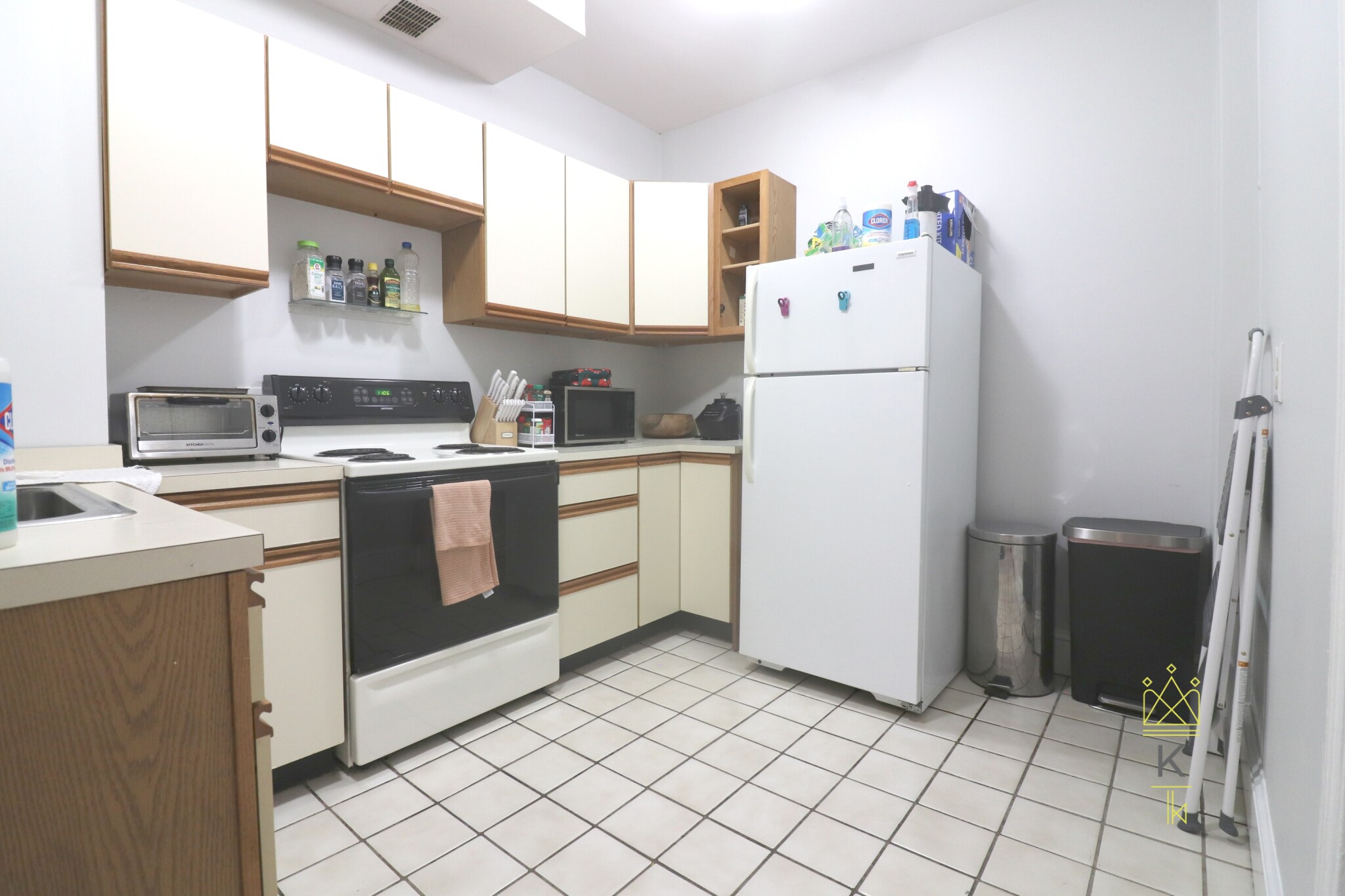 175 Harvard St, Coolidge Corner