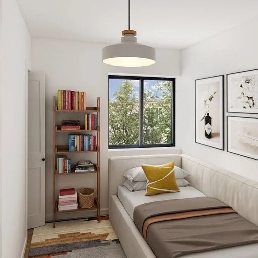 880 E 4th St, South Boston