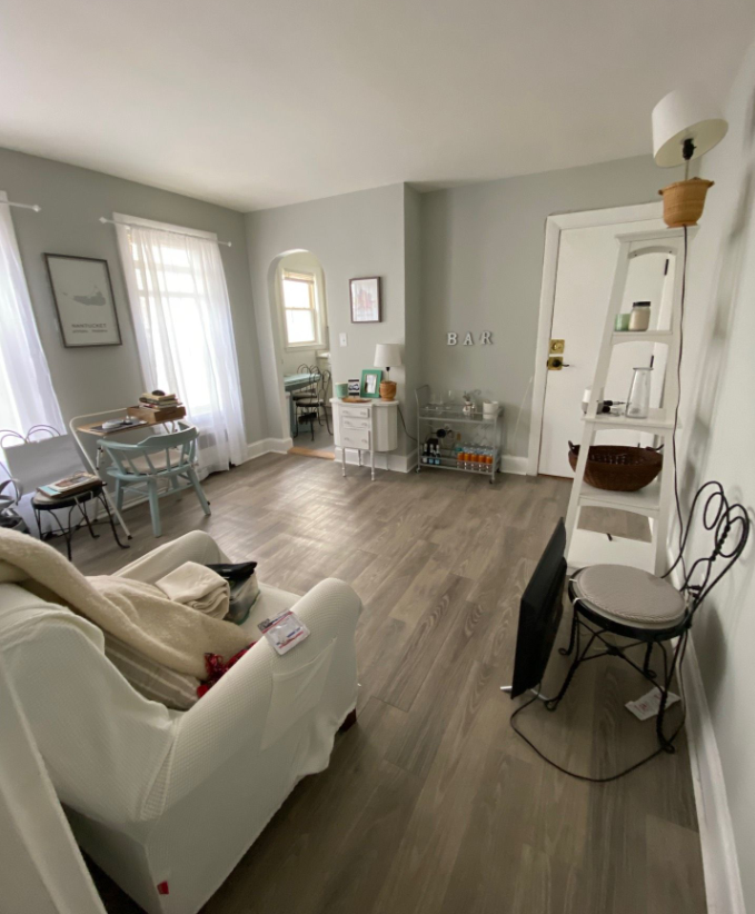 90 Winthrop Shore Dr, Winthrop