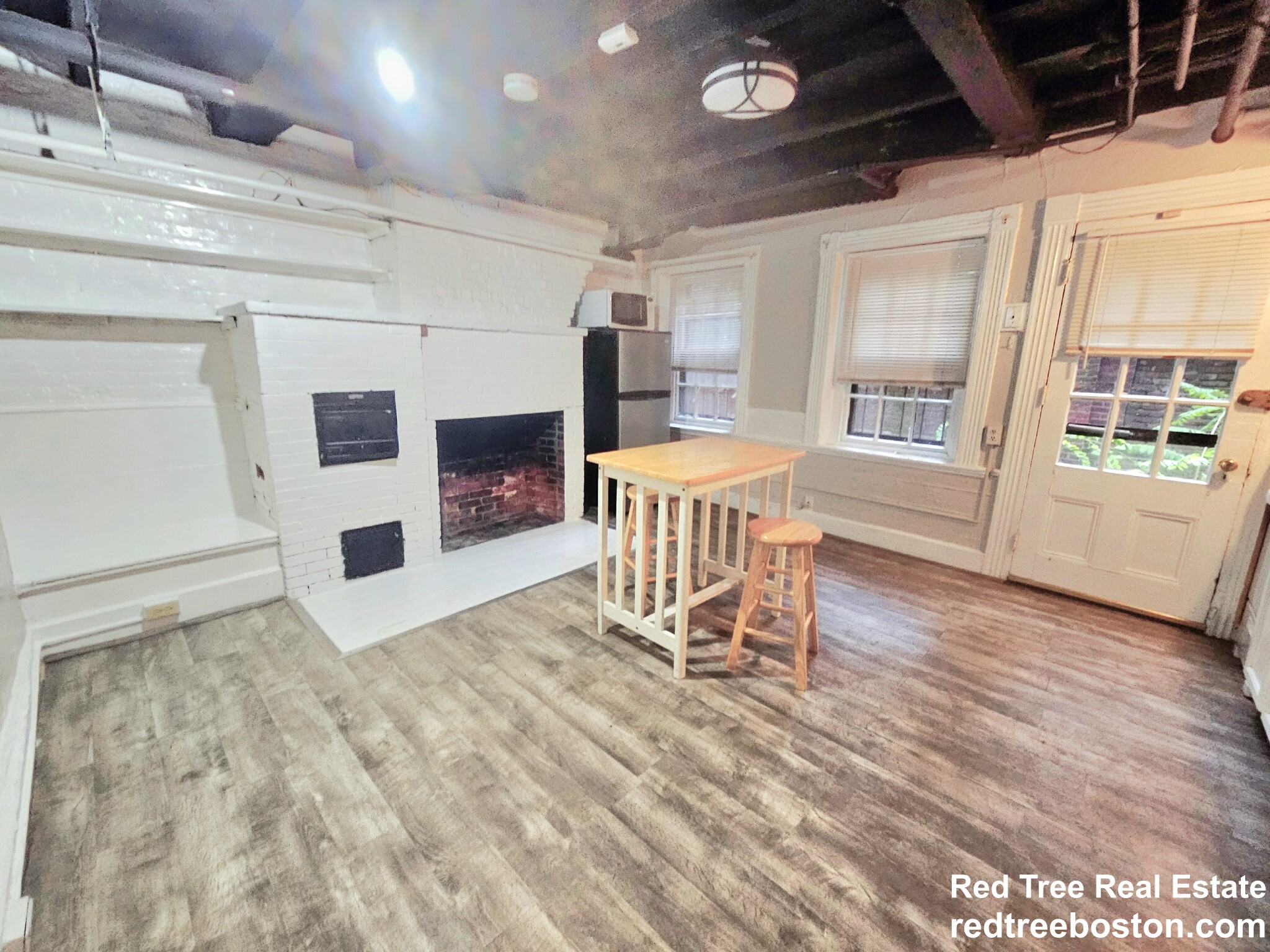 2 Champney Pl, Beacon Hill