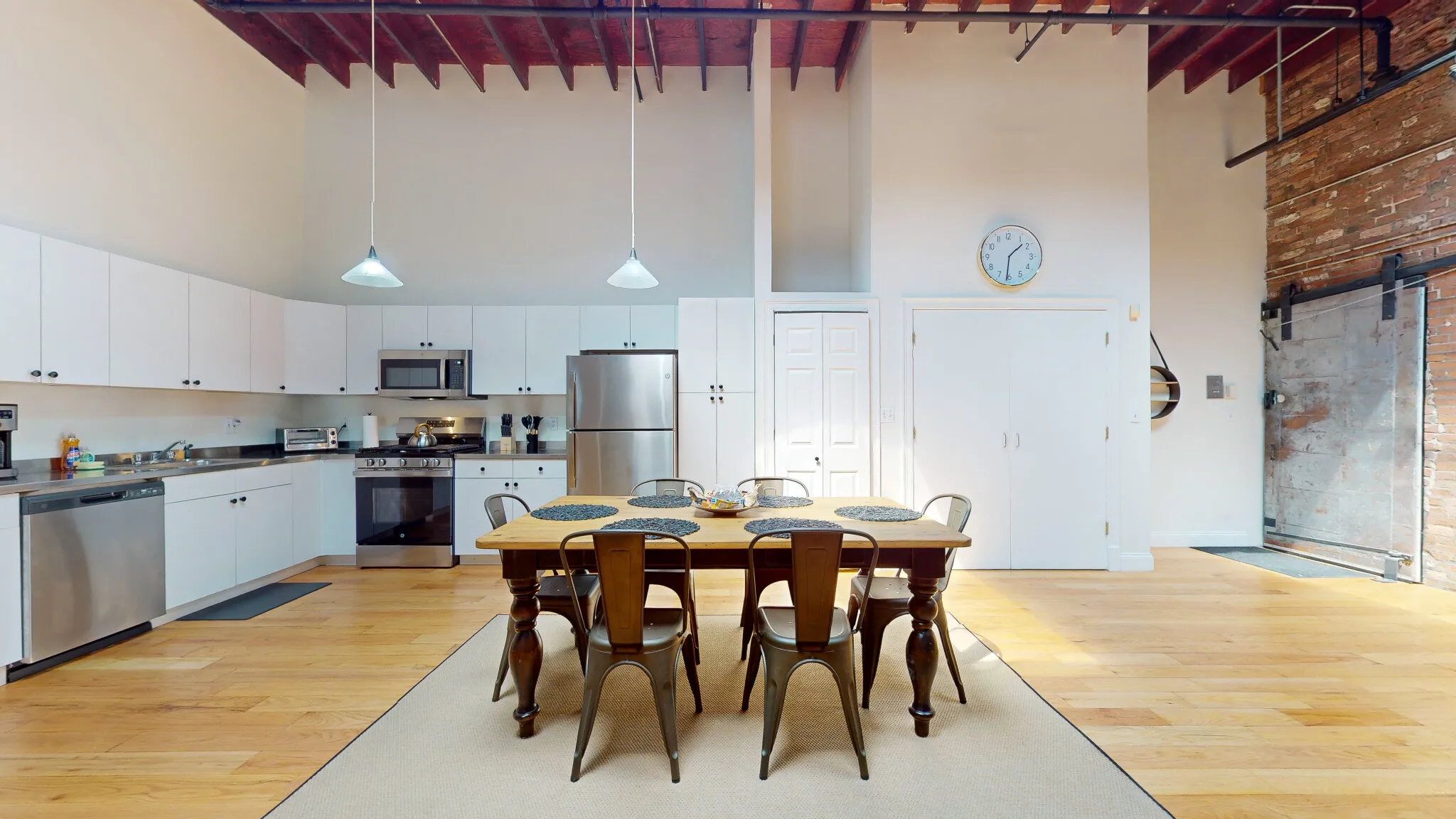 19 Stanhope St, Back Bay