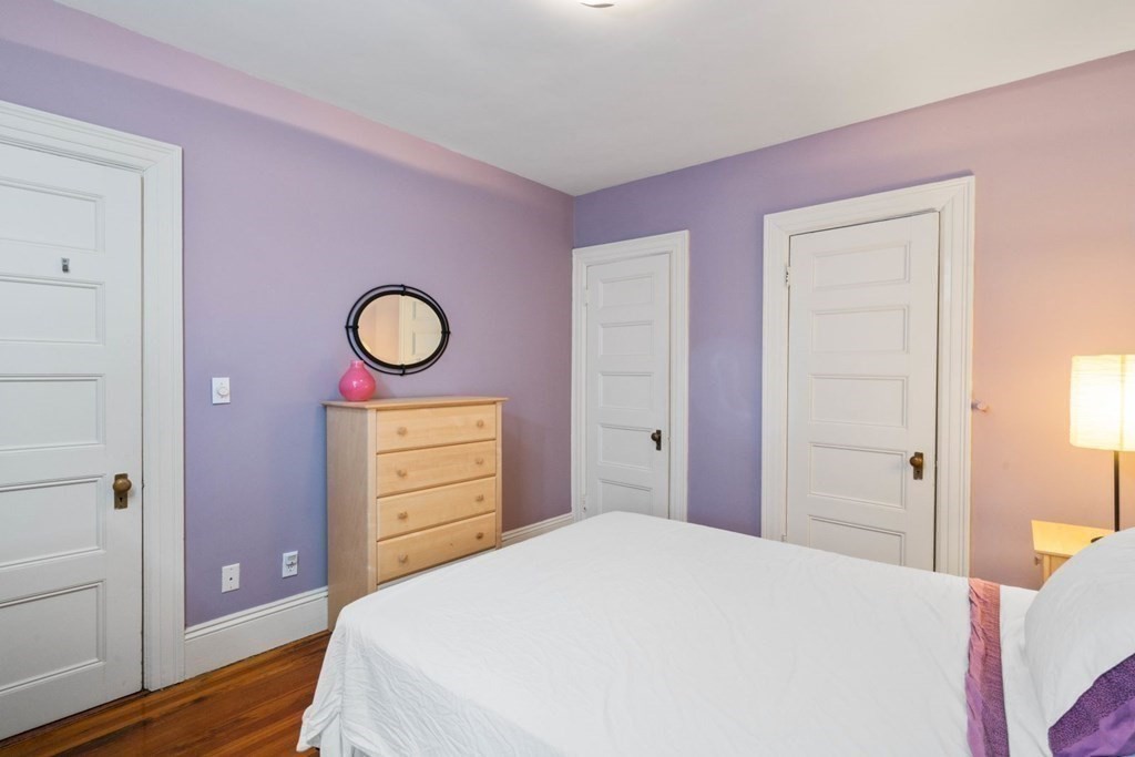 37 Lee St Furnished Half Fee, Harvard Square