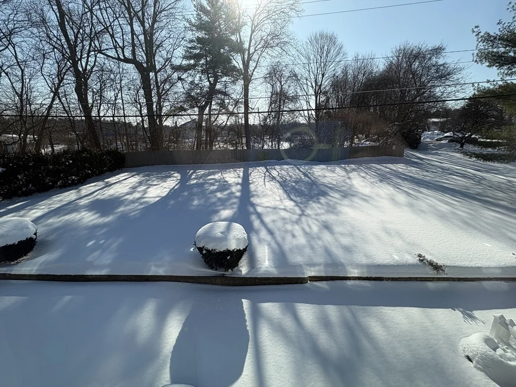 453 Turnpike St, Easton