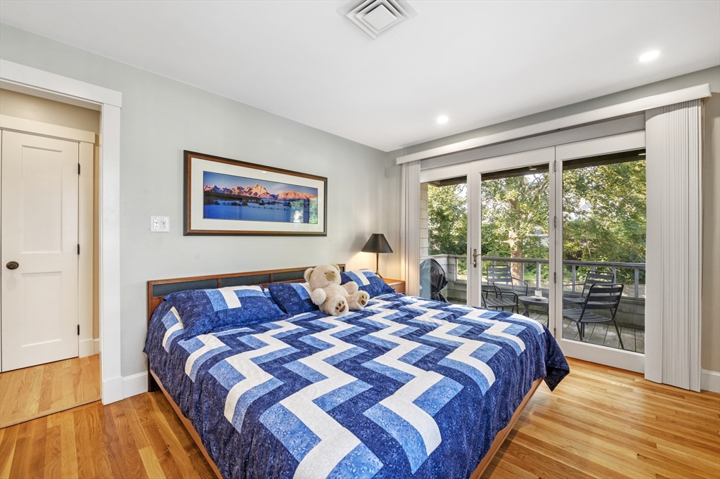 66 Prospect St, Marblehead