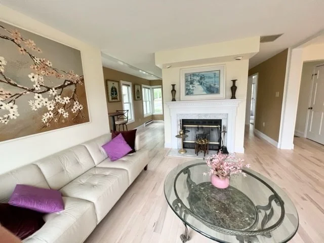 14 Angela Ln, Watertown