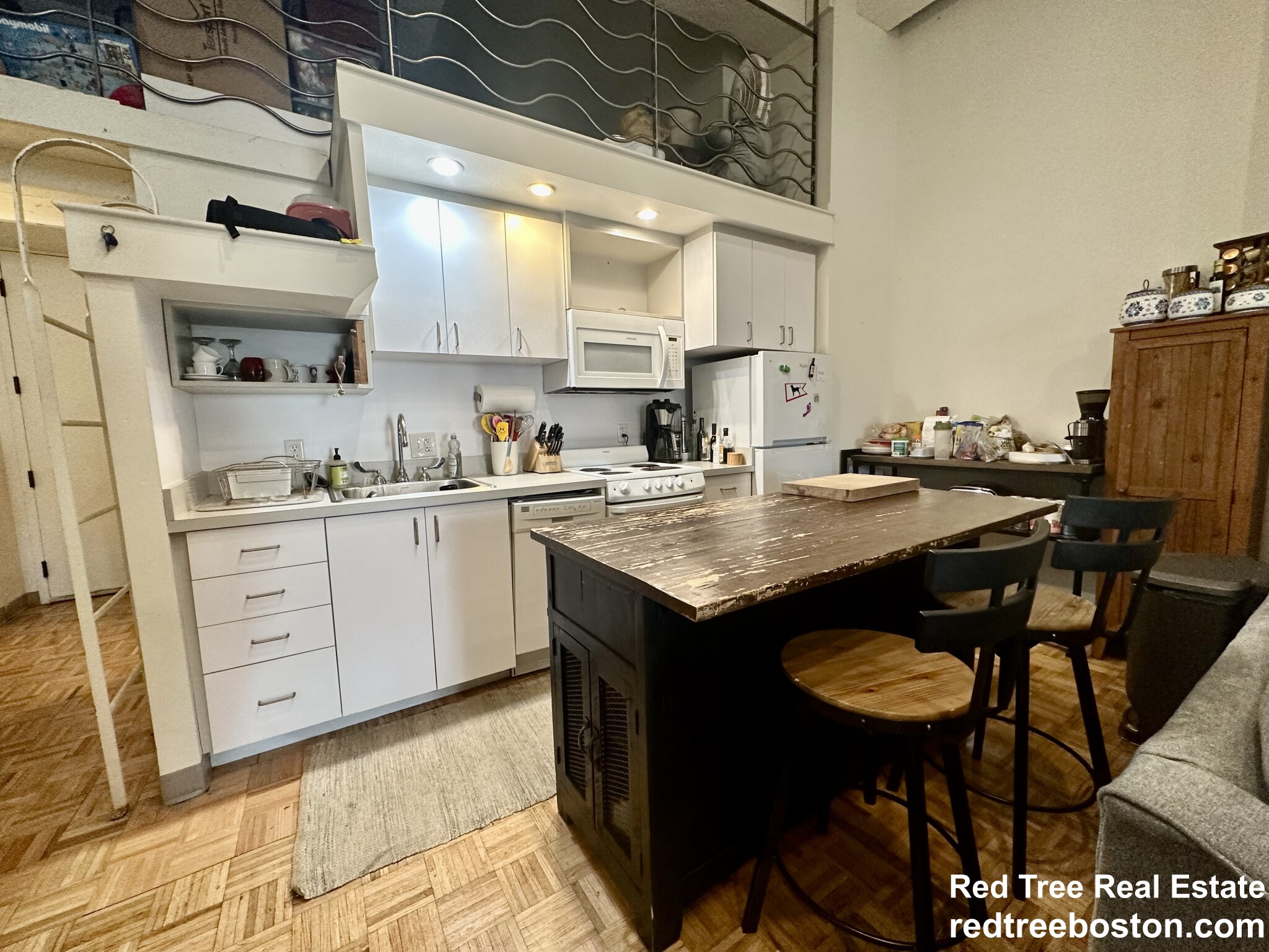 61 Brookline Ave, Fenway