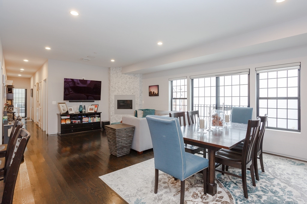 350 W Broadway, South Boston