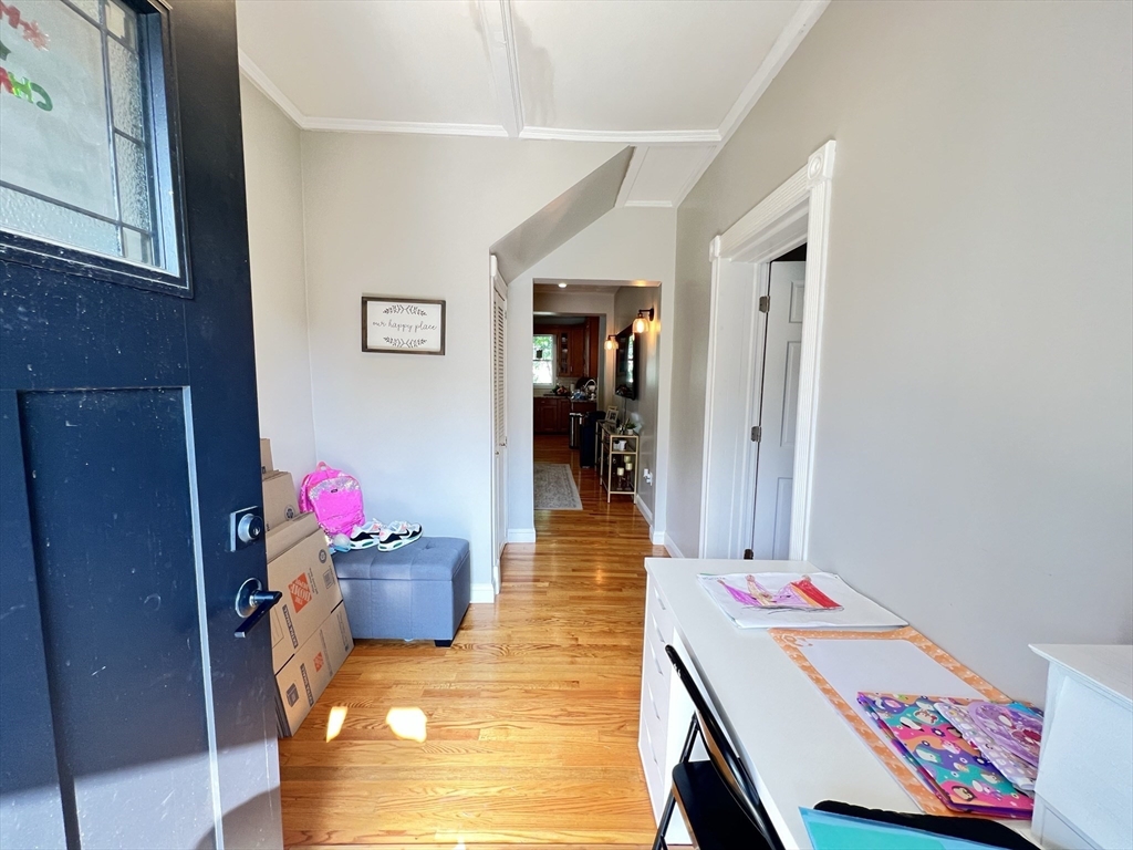 123 Forest St, Medford