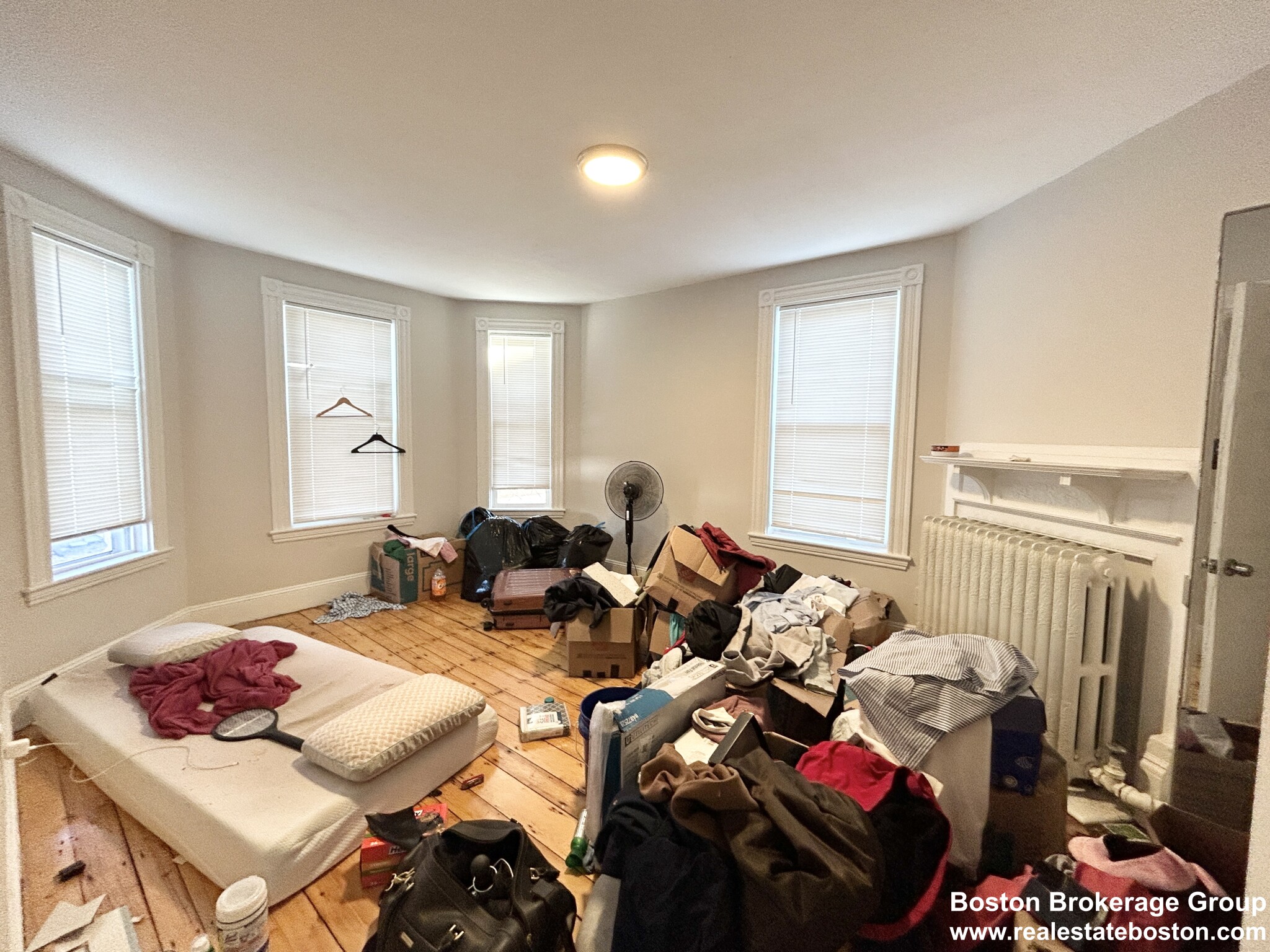 9 Mount Pleasant Ave, Roxbury