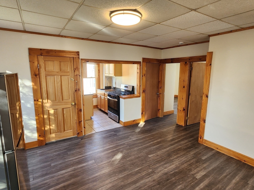 35 Oxford St, Fall River