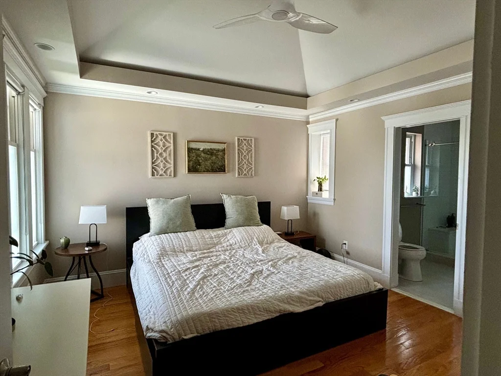 2 Clinton St, Central Square