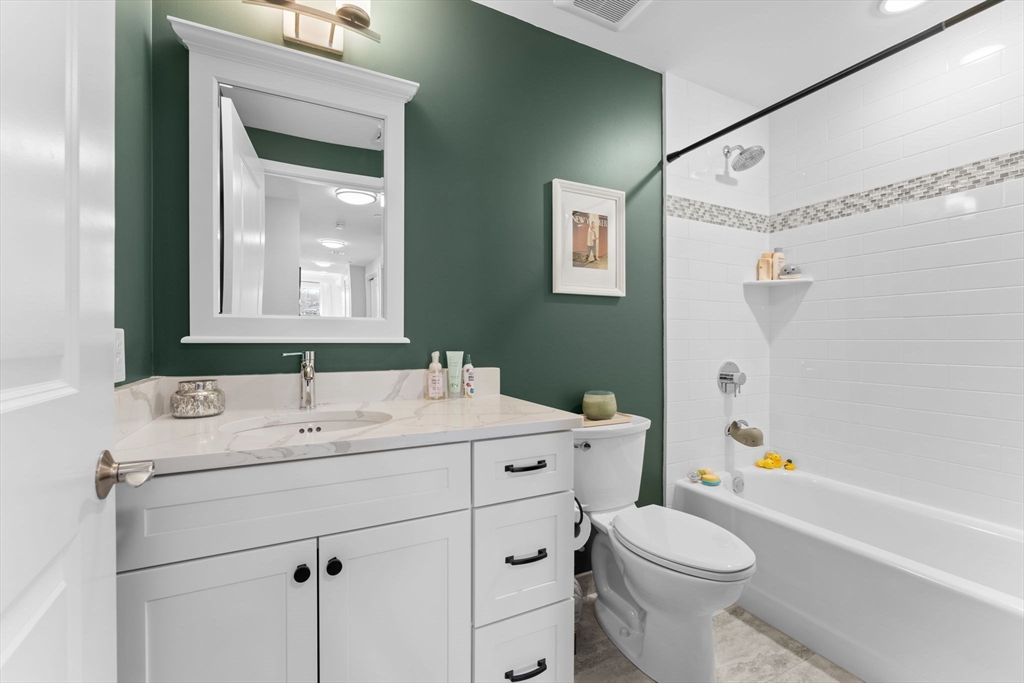 131 Eliot St, Milton