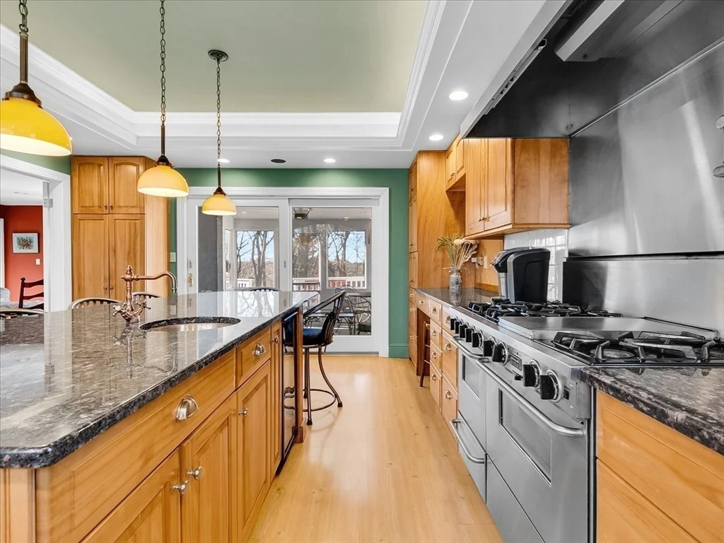 243 Upland Ave, Newton Highlands