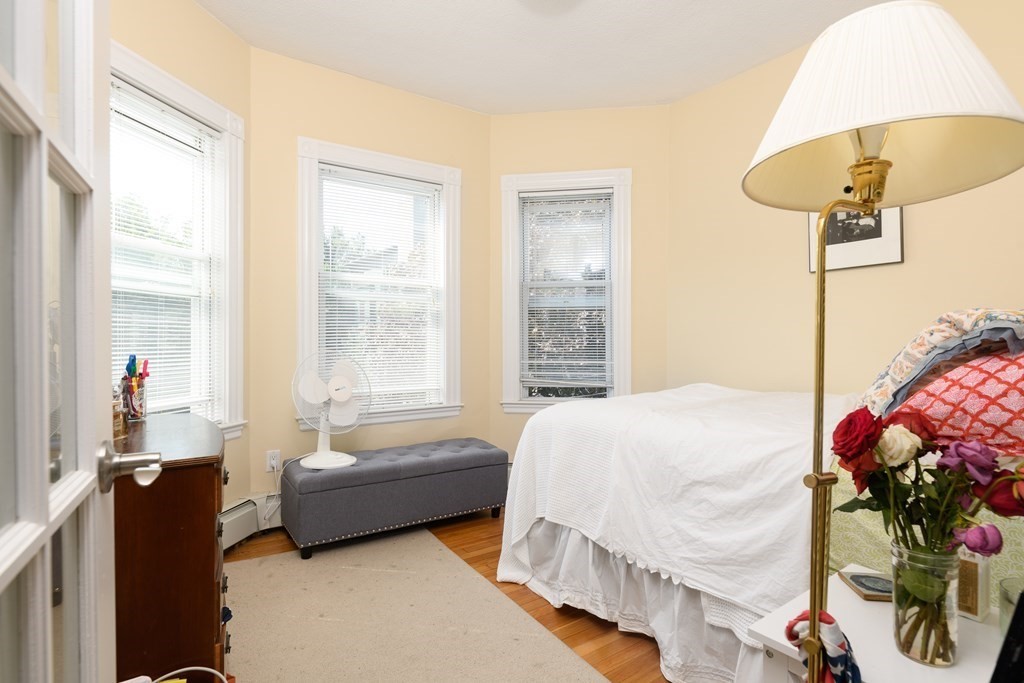 393 Washington, Inman Square