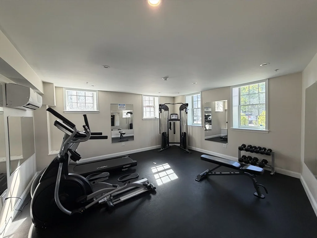 275 Broadway St, Methuen