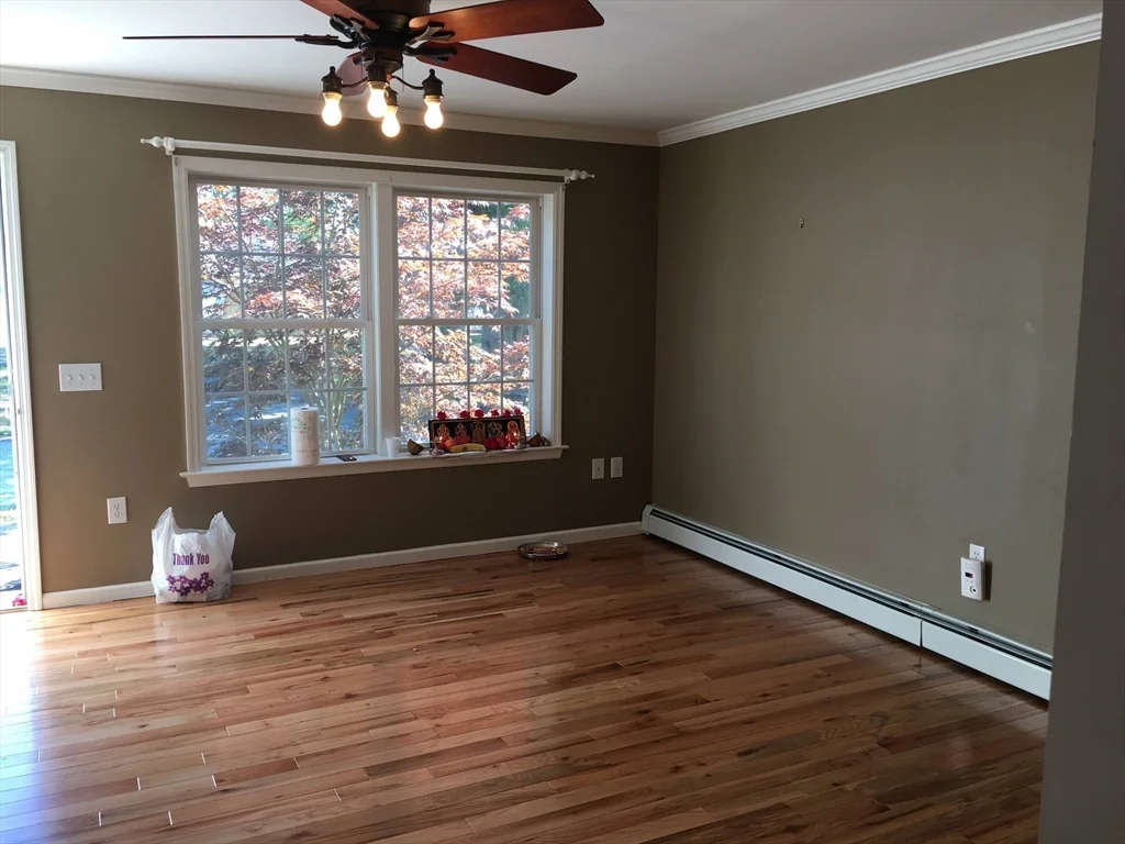 37 Glen Ave, Chelmsford