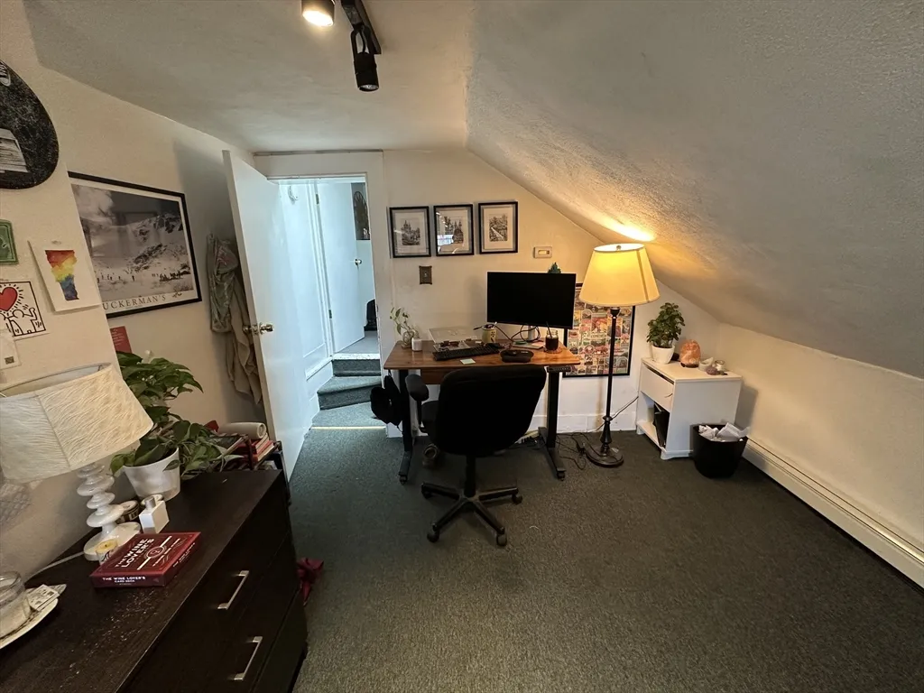 18 Tremont St, The Port