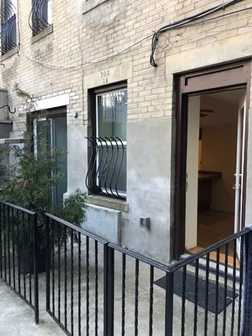 360 Riverway, Mission Hill