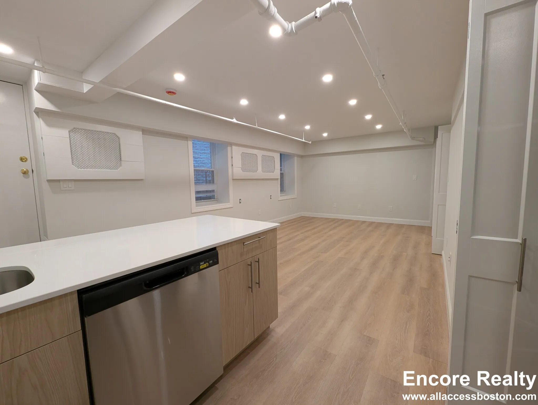 2 Joy St, Beacon Hill