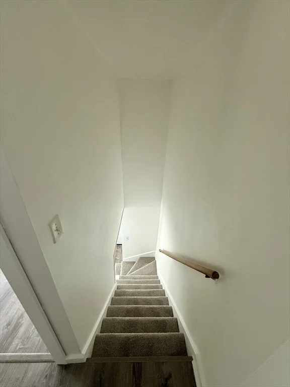 487 Mill St, Worcester