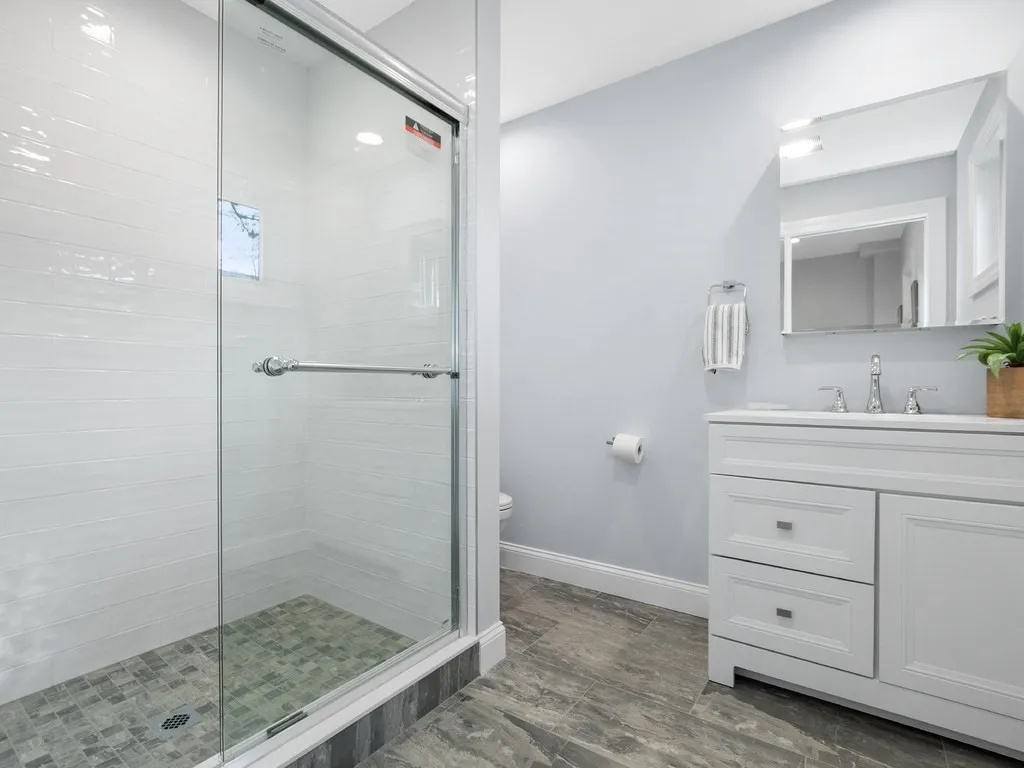 5 Naviens Ln, Bleachery