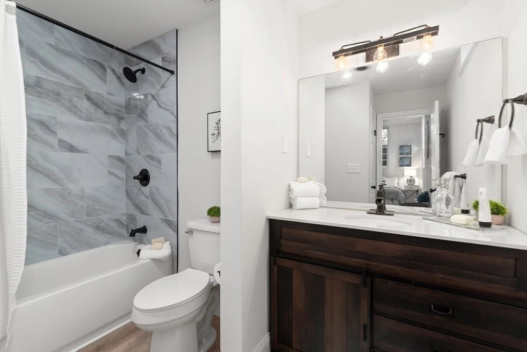 65 Glen Rd, Brookline Village