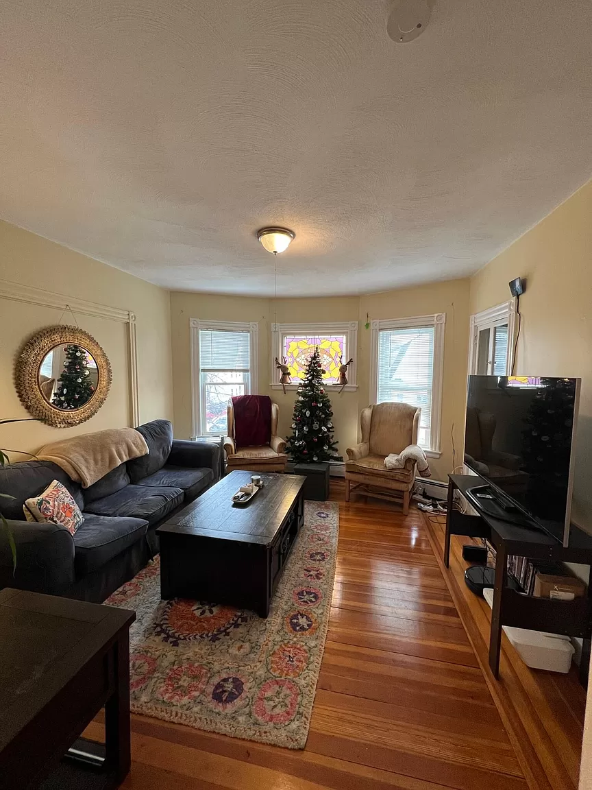 2 Gilson Ter, Spring Hill