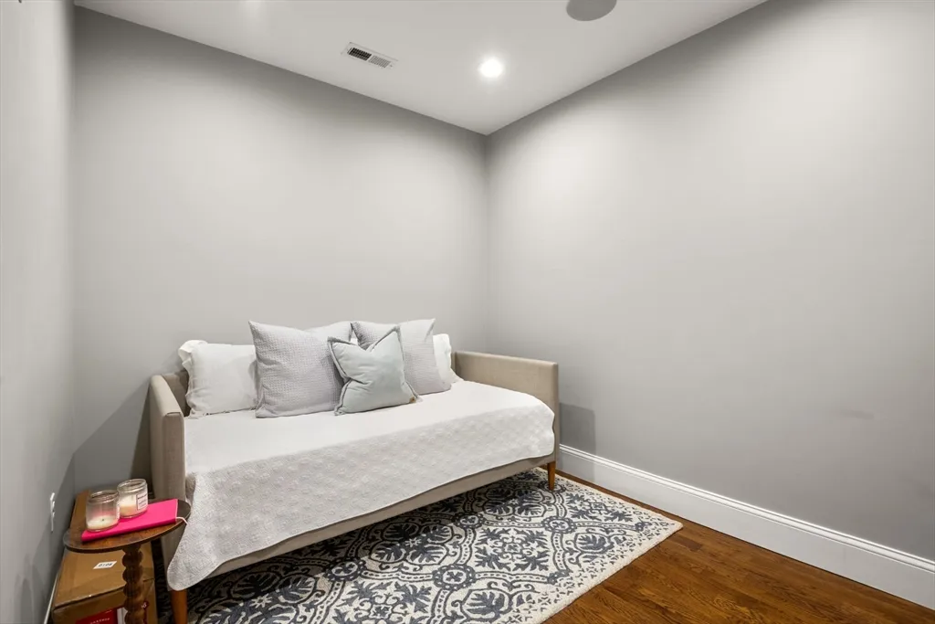 360 West 2nd St, South Boston