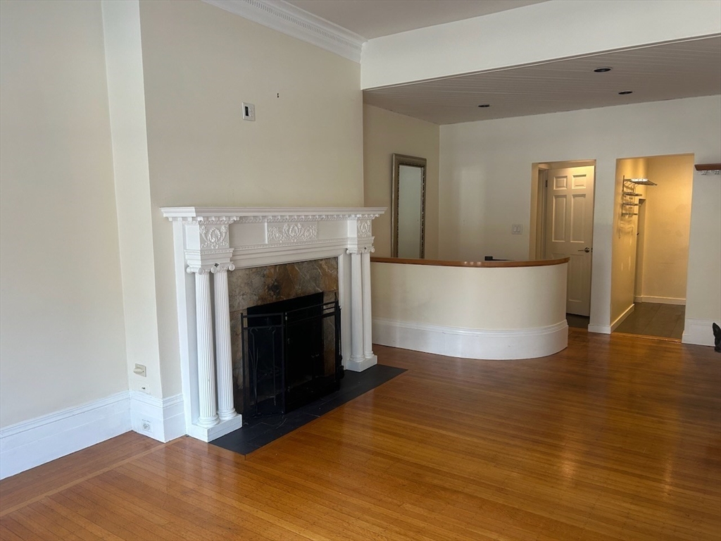 174 Commonwealth Ave, Back Bay