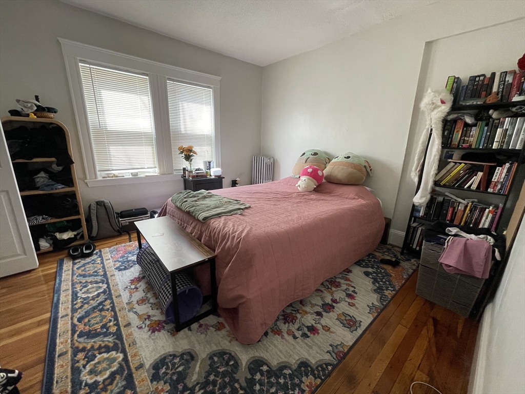 249 Hyde Park Ave, Jamaica Plain