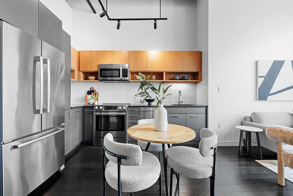 319 A St, South Boston