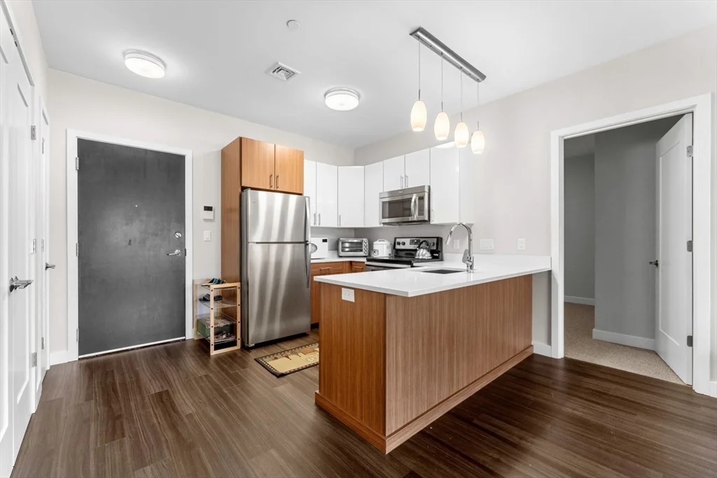 999 Hancock St, Quincy Center