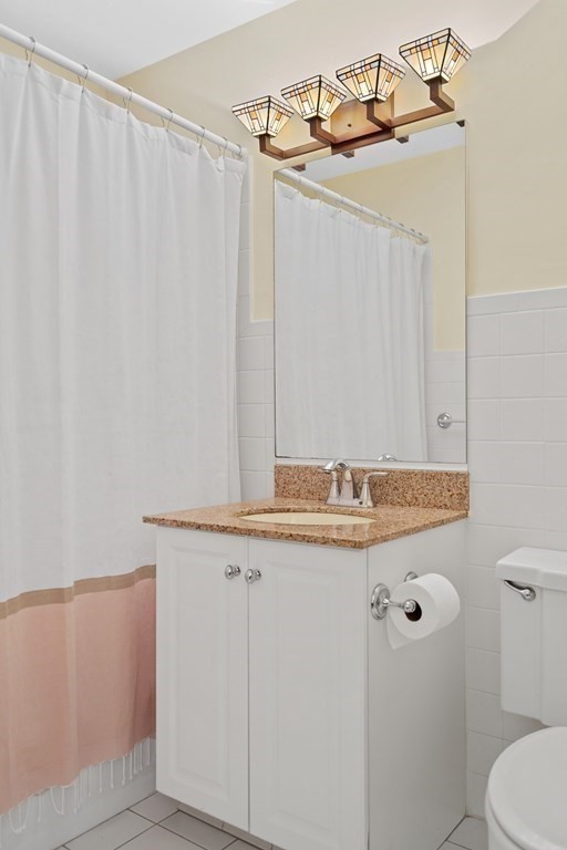 332 Jamaica Way, Jamaica Plain