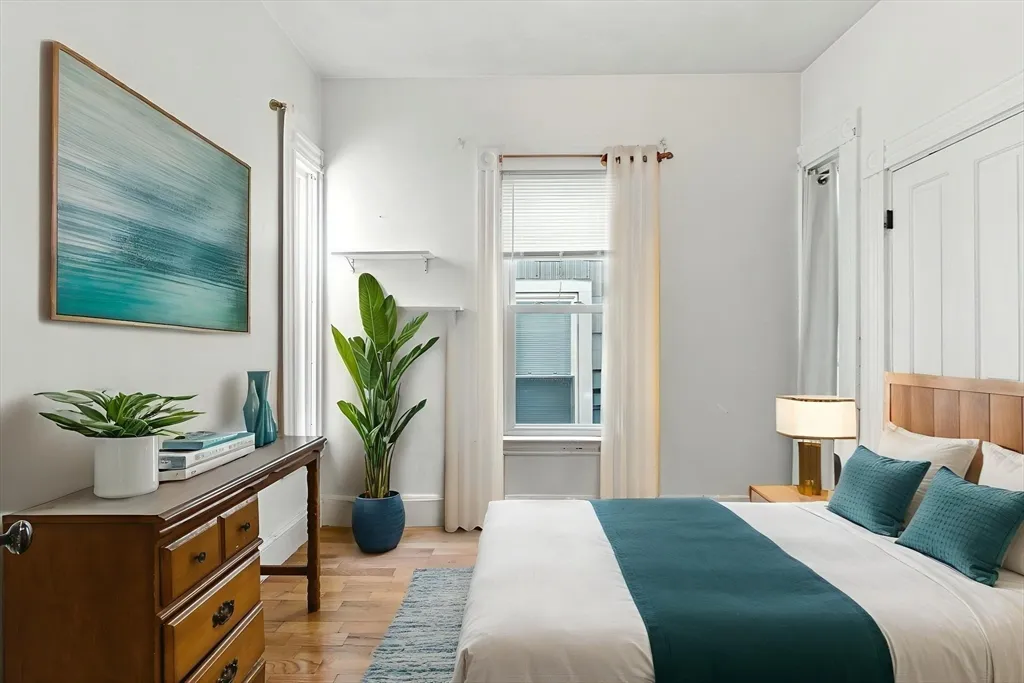 647 East 3rd St, South Boston