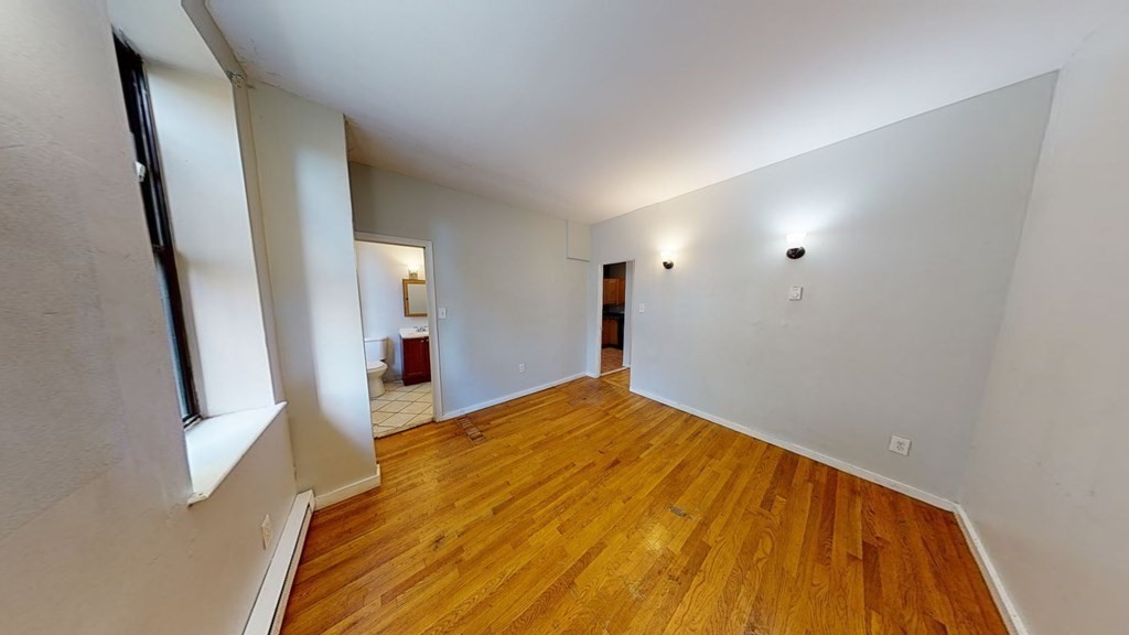 2 Moreland St, Roxbury