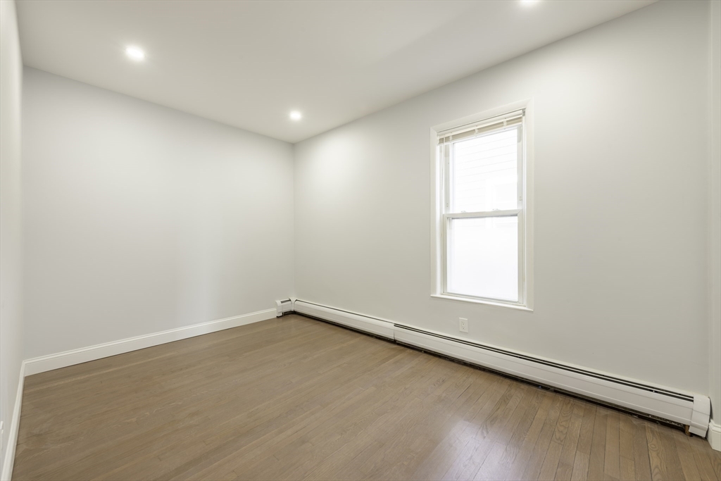 106 Byron St, East Boston