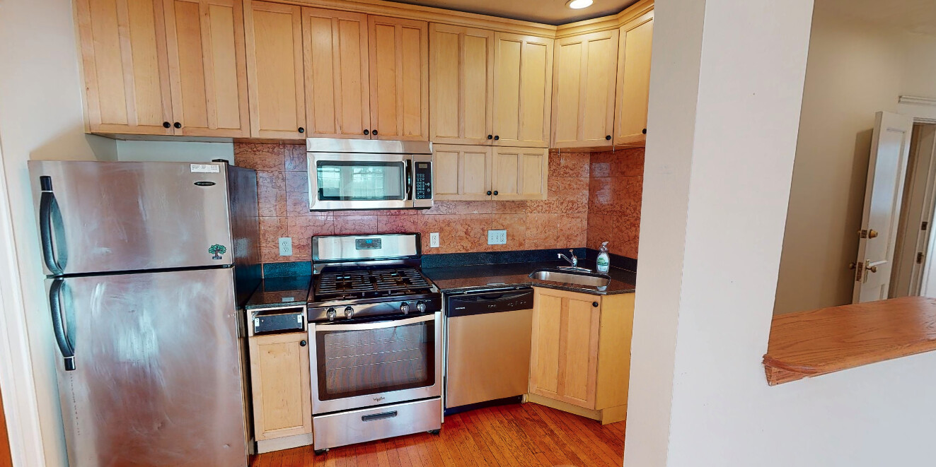 73 Babcock St, Coolidge Corner