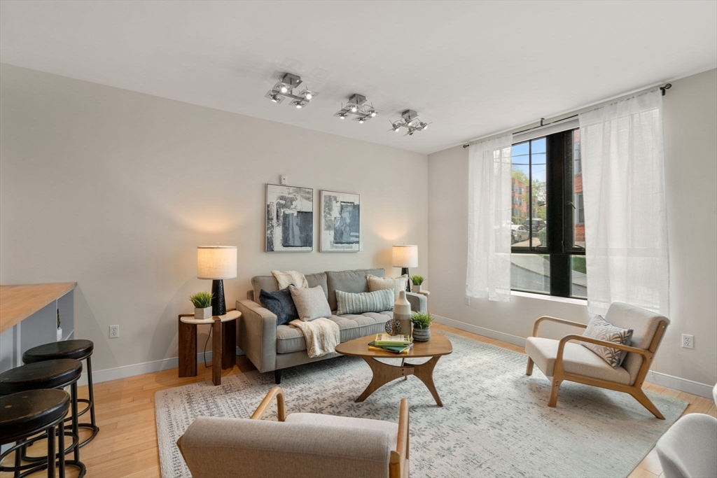 251 Heath St, Jamaica Plain