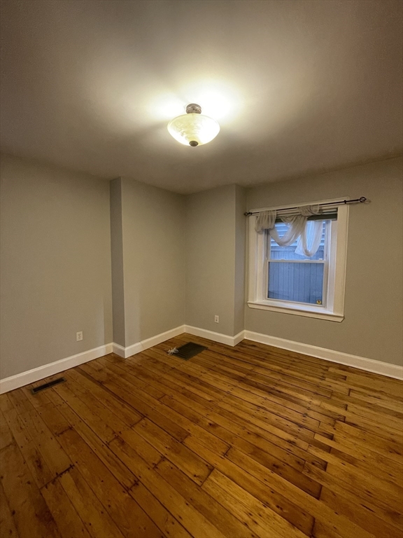 6 Porter Rd, Porter Square