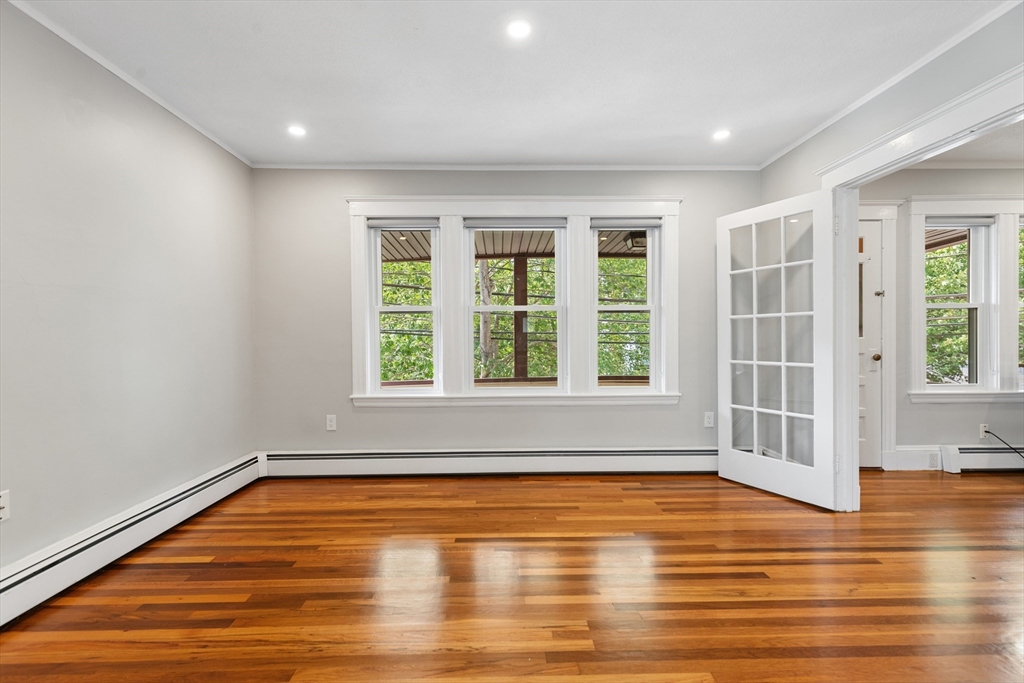 14 Corinthian Rd, Tufts