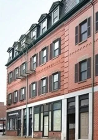 116 W Broadway, South Boston